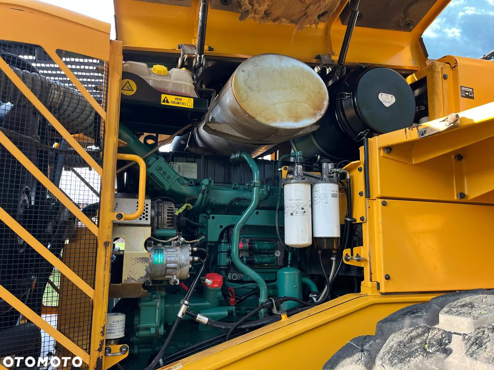 Volvo L180F - 12