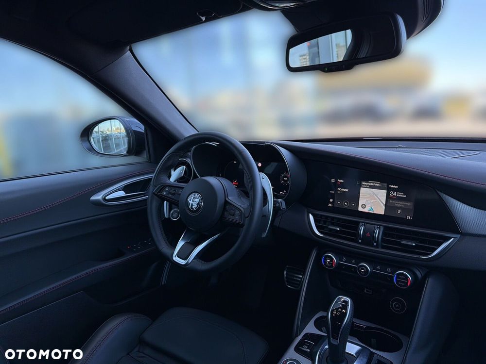 Alfa Romeo Giulia 2.0 Turbo Tributo Italiano Q4 - 16