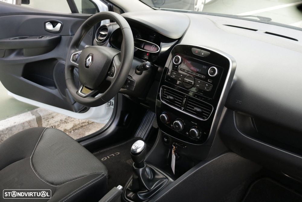 Renault Clio Van 1.5 DCI Zen S/S - 23
