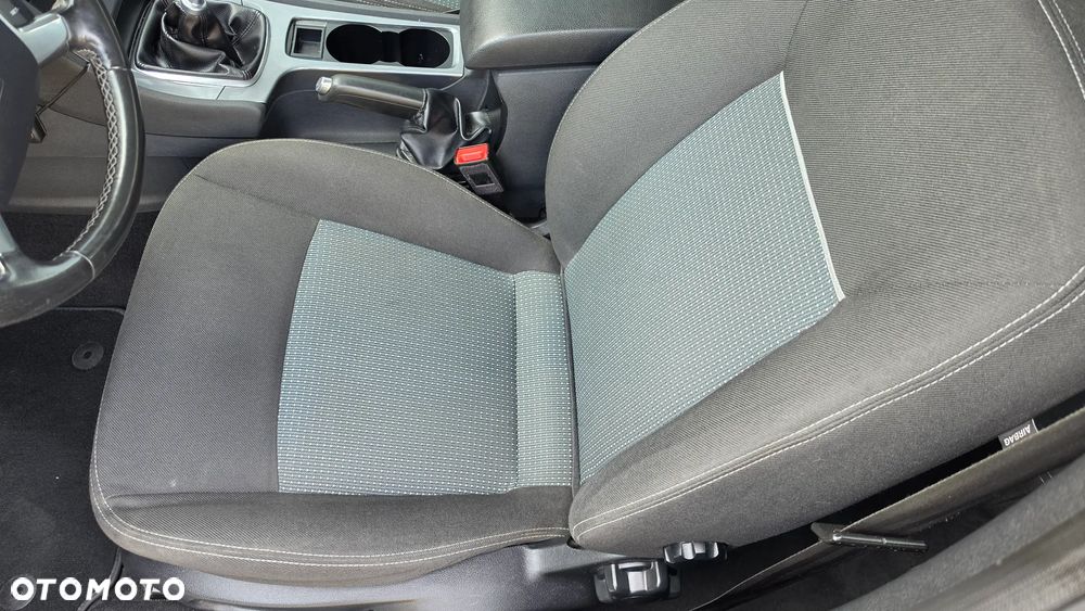 Ford Mondeo 1.6 TDCi ECOnetic Start-Stopp Trend - 14