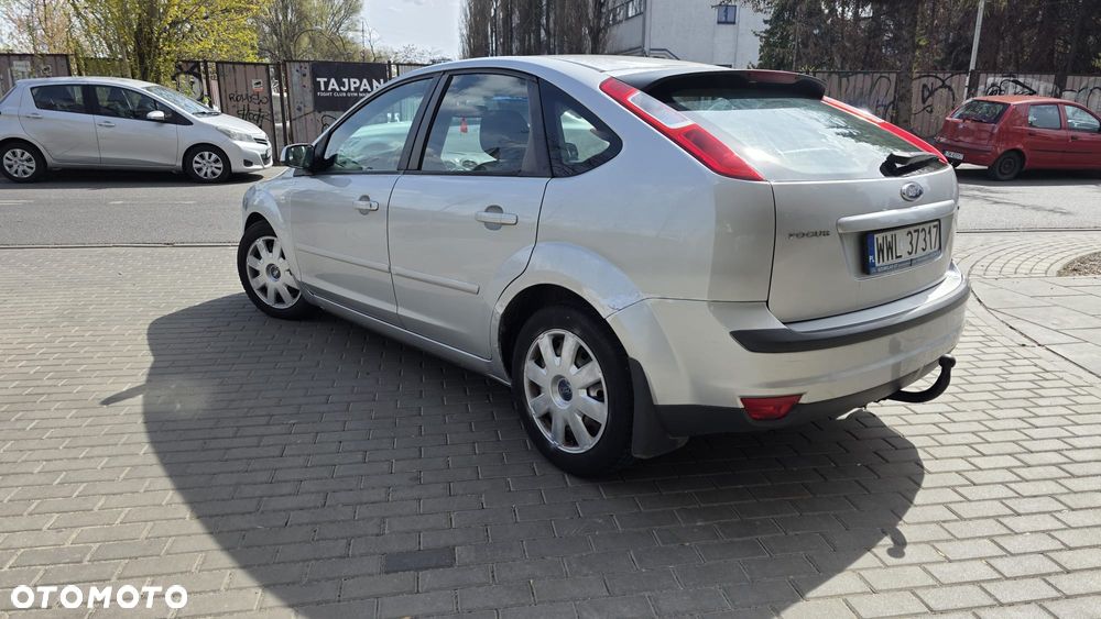 Ford Focus - 25