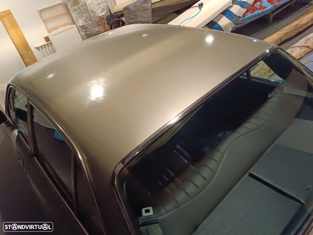 Daimler Sovereign - 8