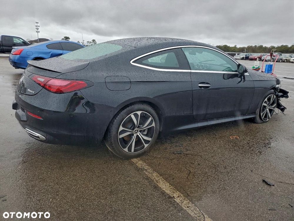 Mercedes-Benz CLE 300 4Matic 9G-TRONIC - 4