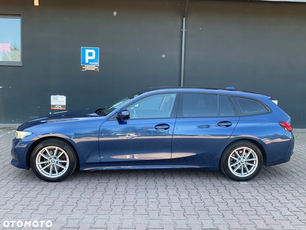 BMW Seria 3 320i Advantage sport - 13