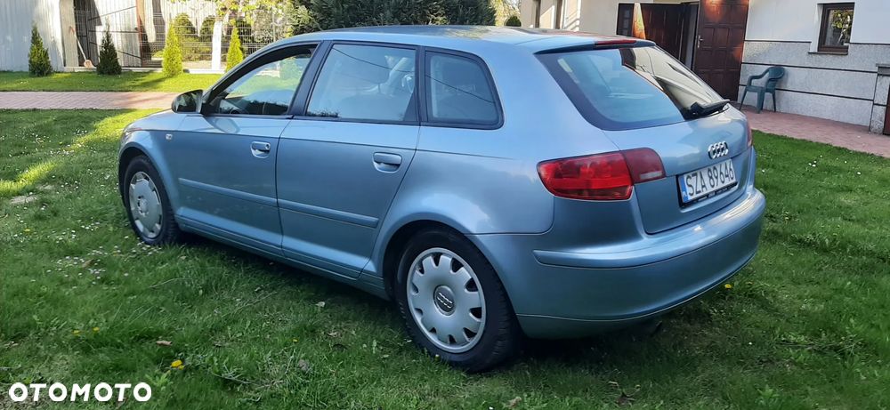 Audi A3 Sportback - 16