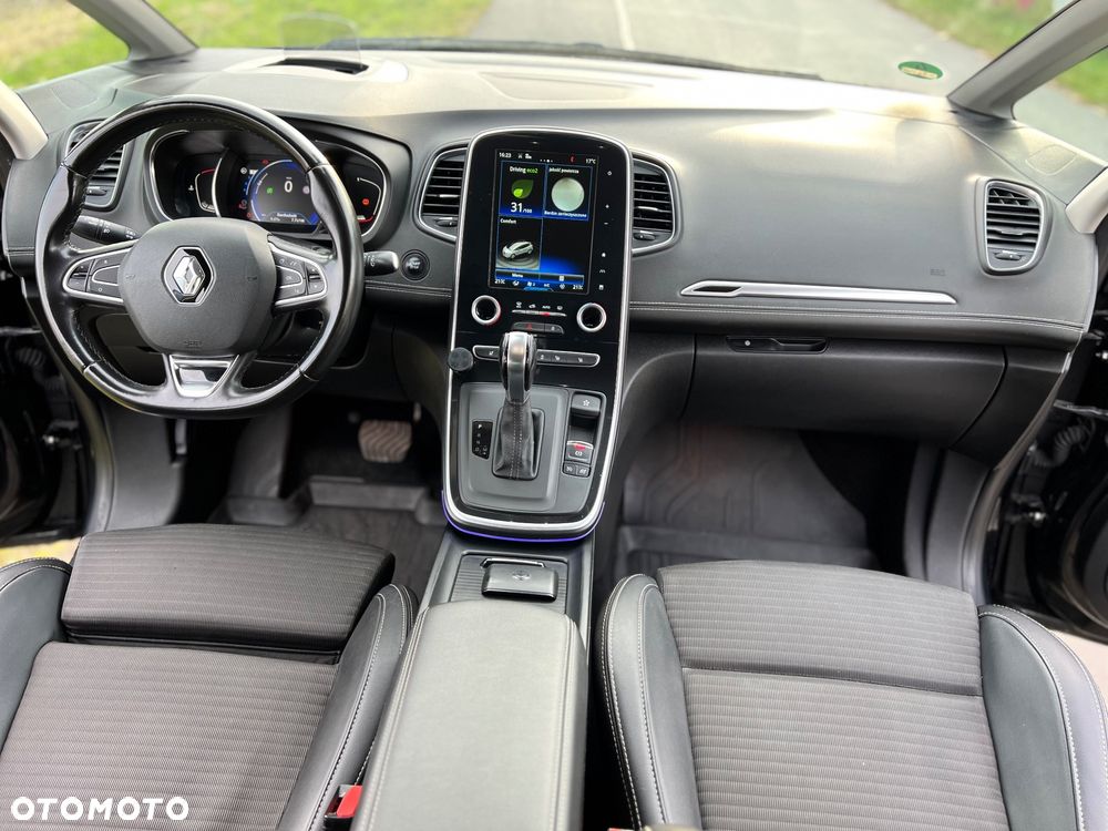 Renault Scenic 1.6 dCi Bose EDC - 9