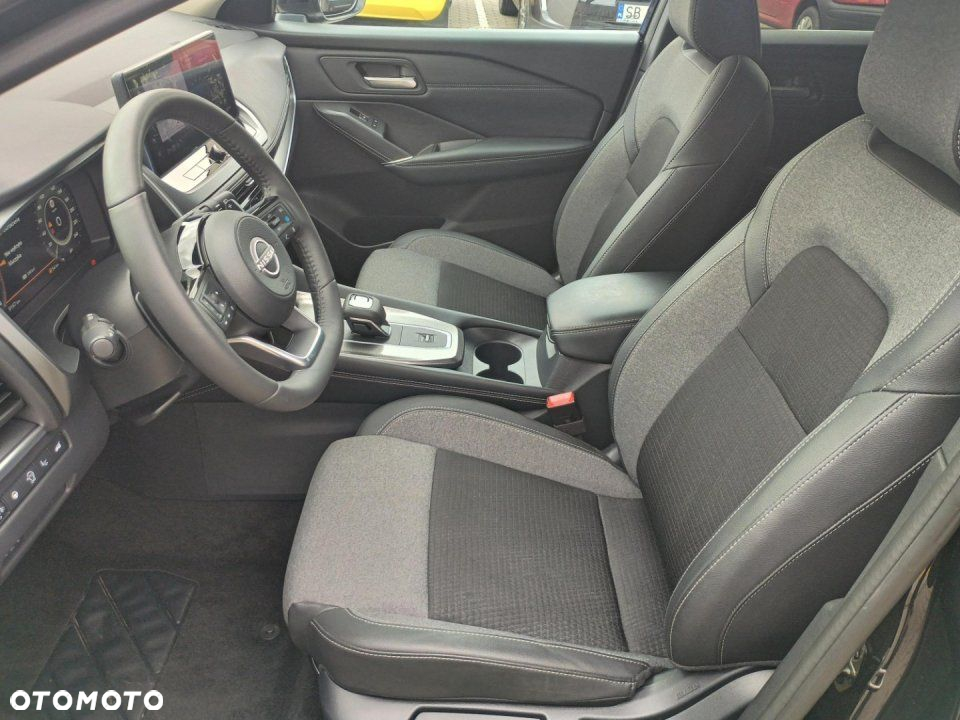 Nissan Qashqai - 12