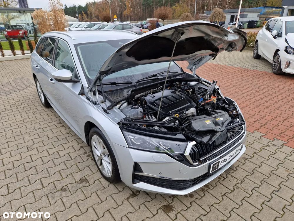 Skoda Octavia 2.0 TDI Selection DSG - 10