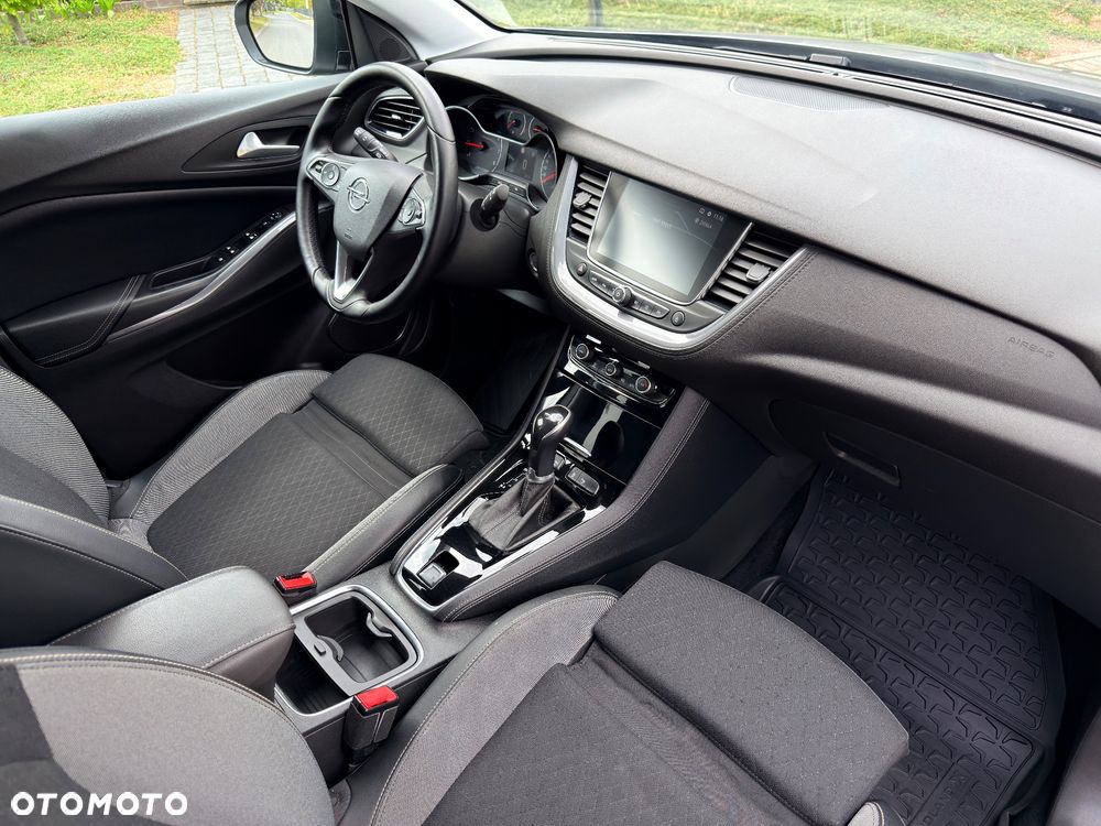 Opel Grandland X 1.2 Start/Stop Automatik Business INNOVATION - 33