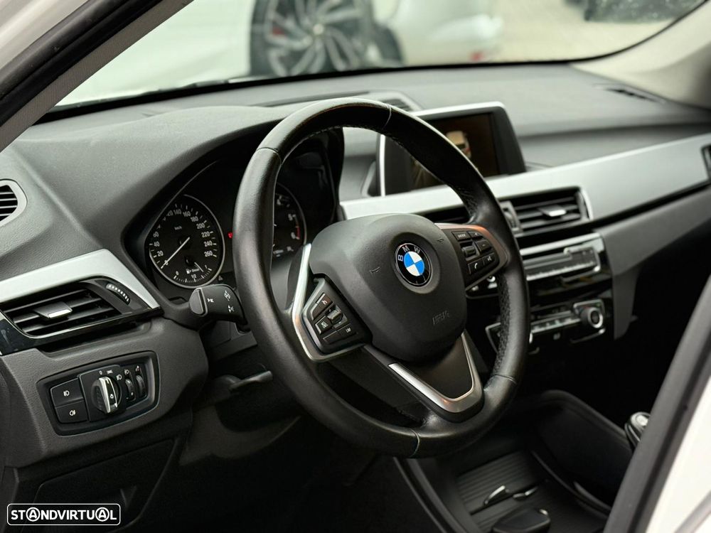 BMW X1 16 d sDrive - 11