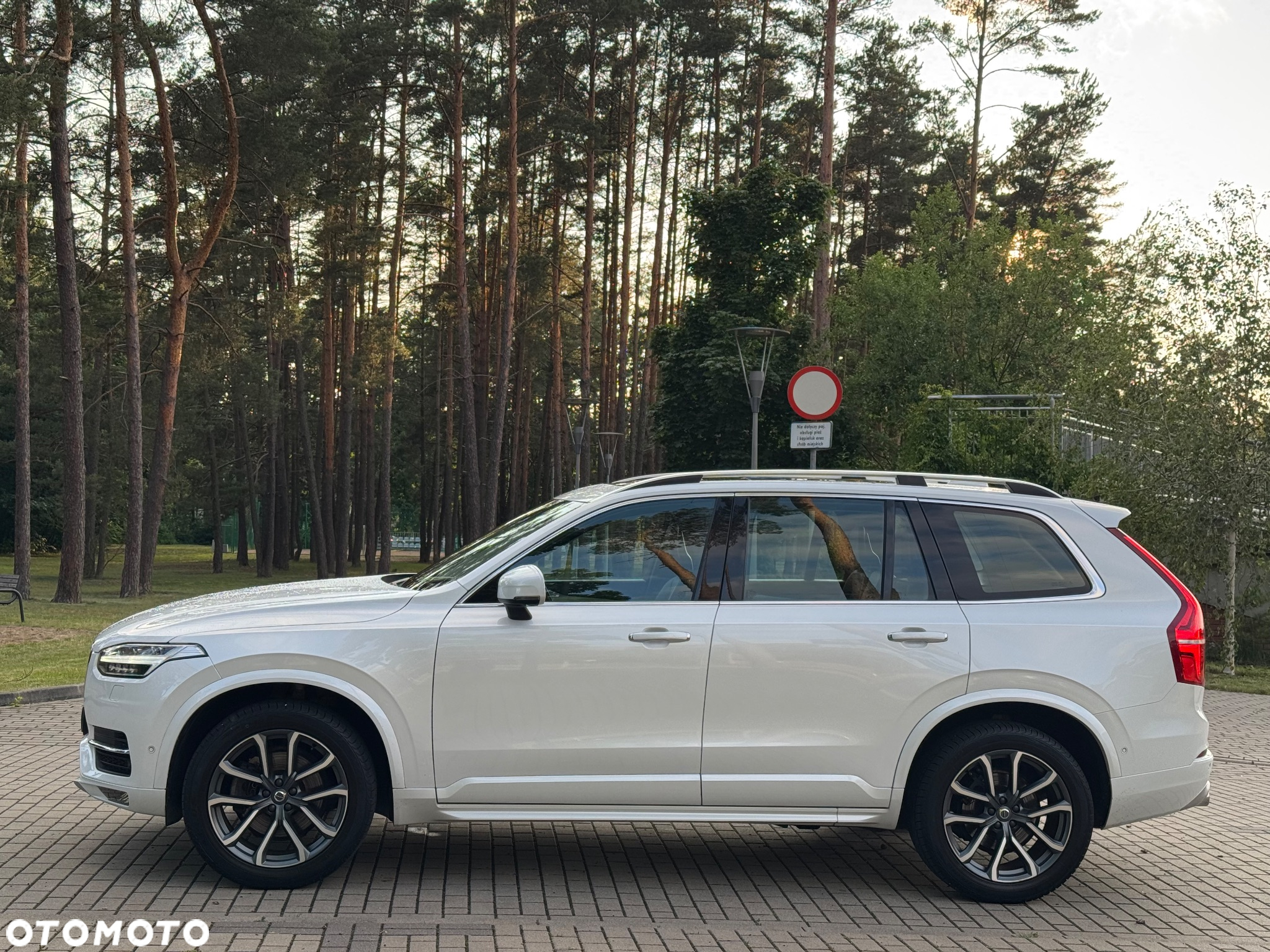 Volvo XC 90 D5 AWD Momentum - 7