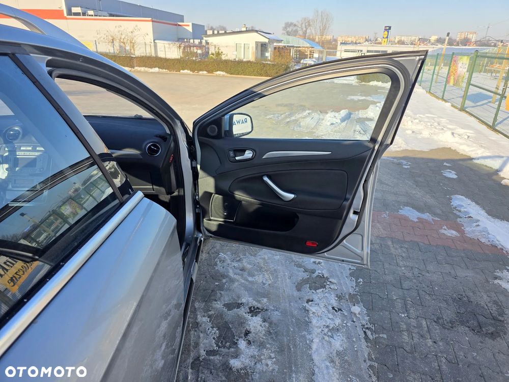 Ford Mondeo SW 2.0 Viva Titanium - 14