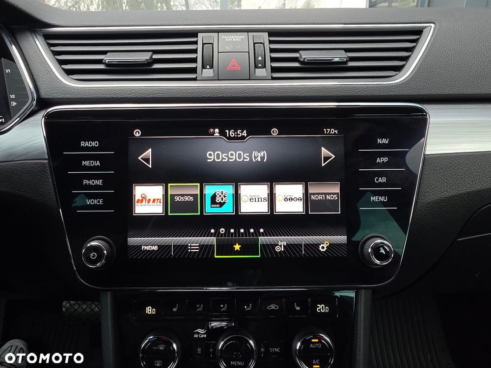 Skoda Superb 2.0 TDI SCR Ambition DSG - 26
