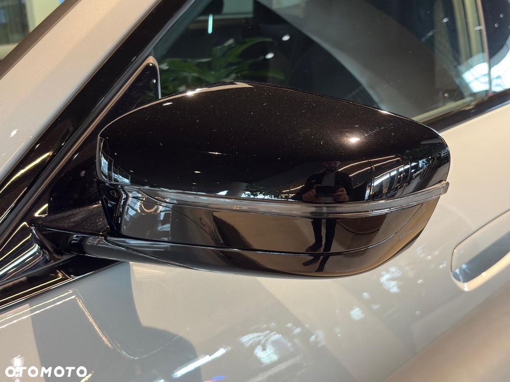 BMW i4 80.7kWh eDrive 35 M Sport - 21