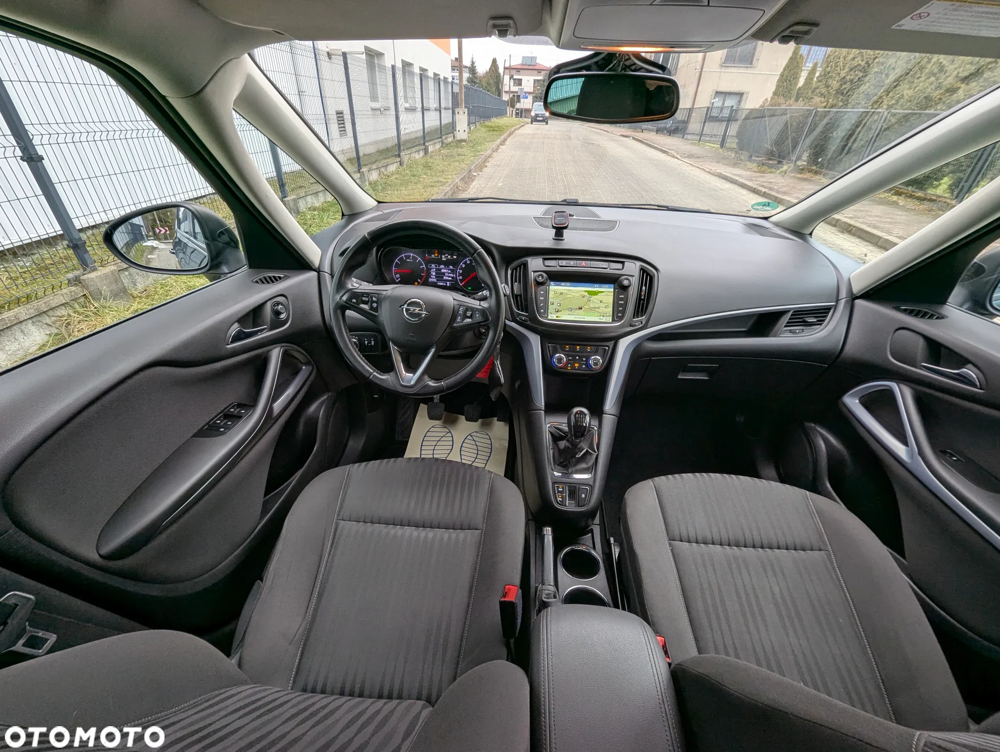 Opel Zafira 1.4 T Cosmo - 11