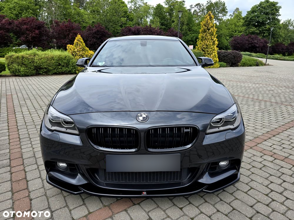 BMW Seria 5 530d xDrive - 7