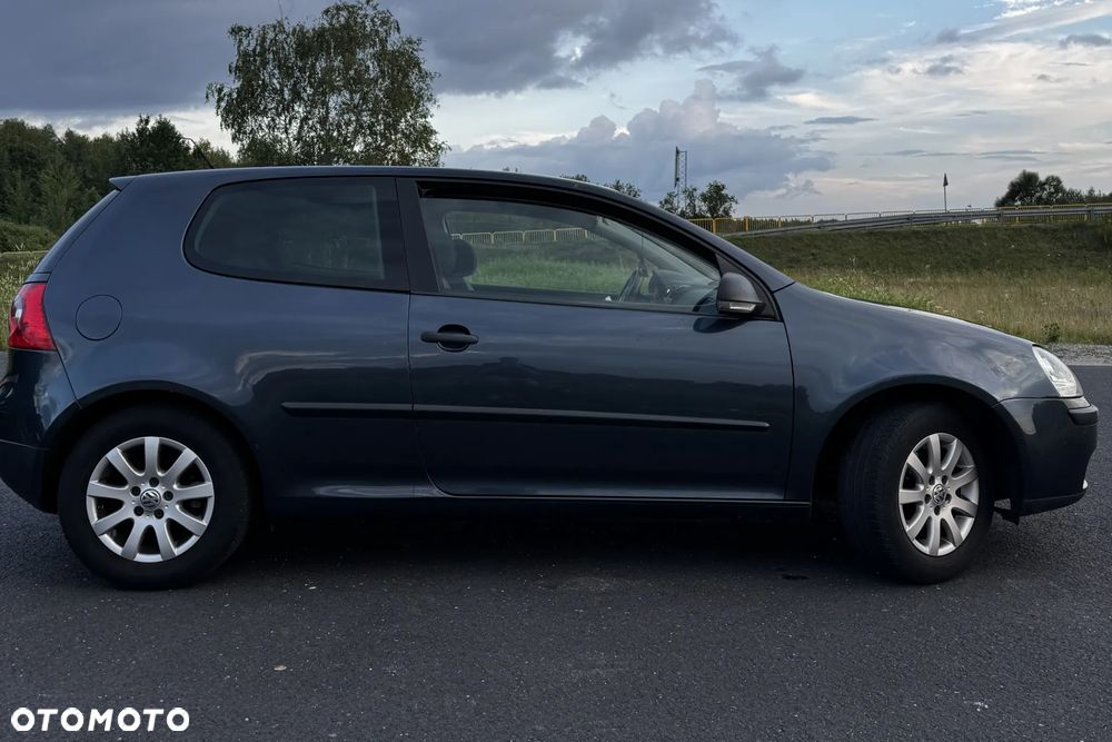 Volkswagen Golf - 9