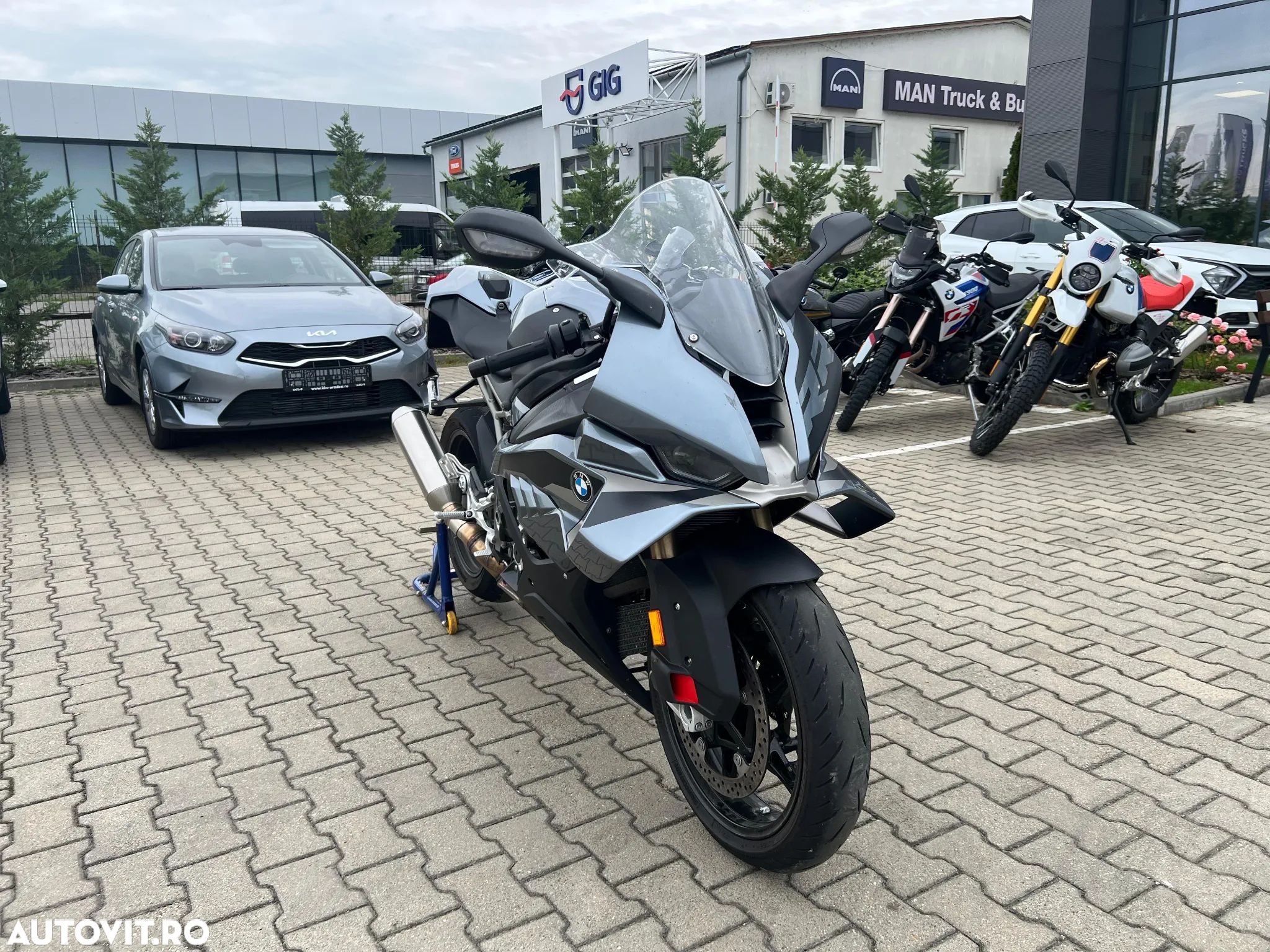 BMW S1000RR - 1