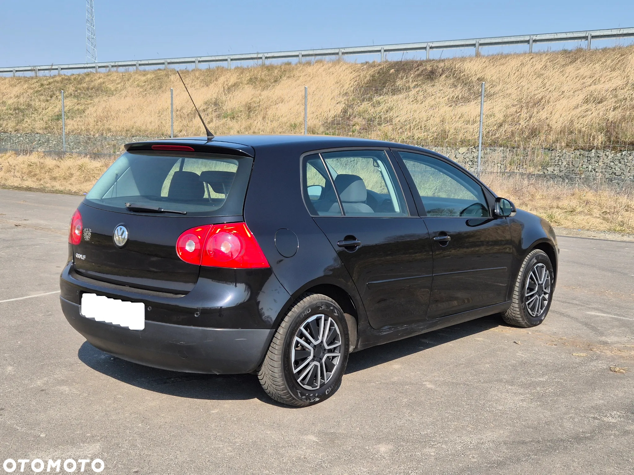 Volkswagen Golf 2.0 FSI Comfortline - 5