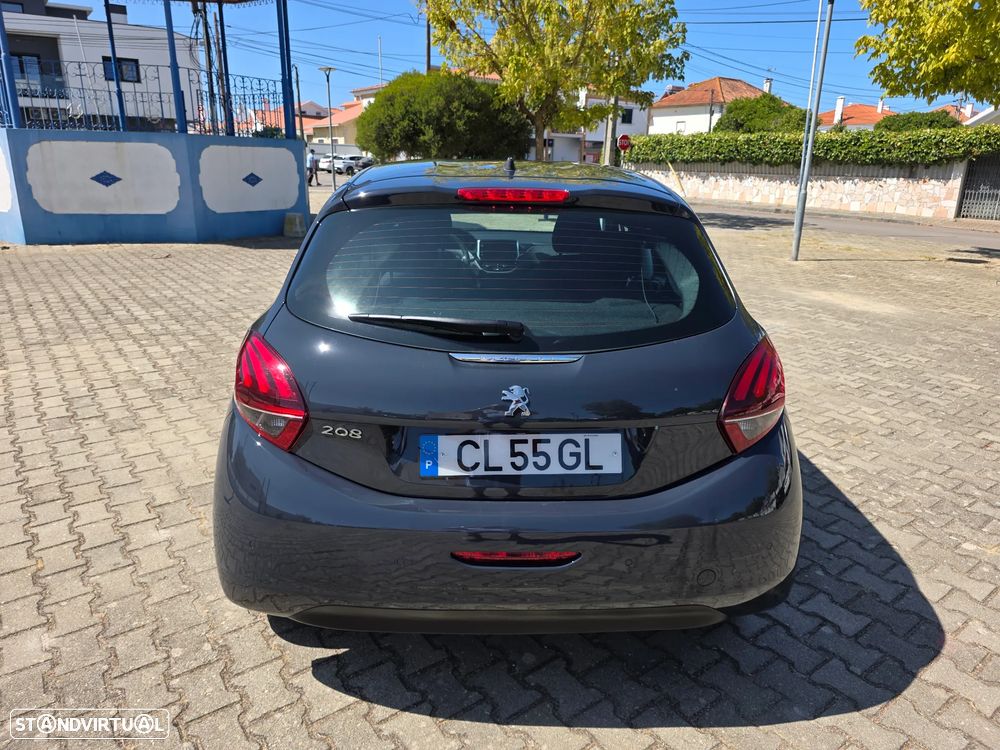 Peugeot 208 1.2 PureTech Signature - 30