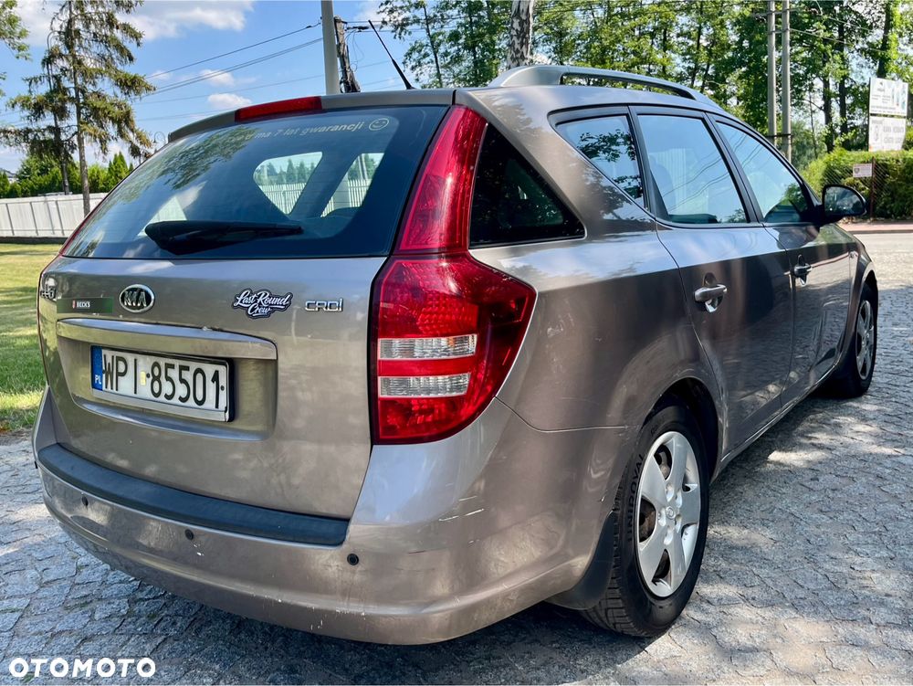 Kia Ceed - 3