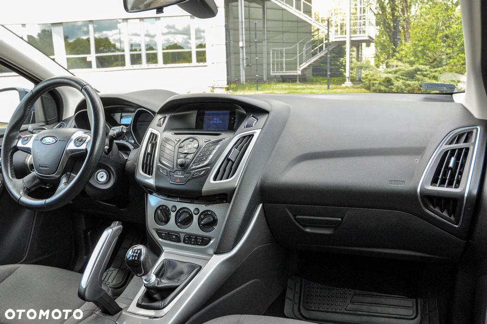 Ford Focus SW 1.0 EcoBoost Trend - 10