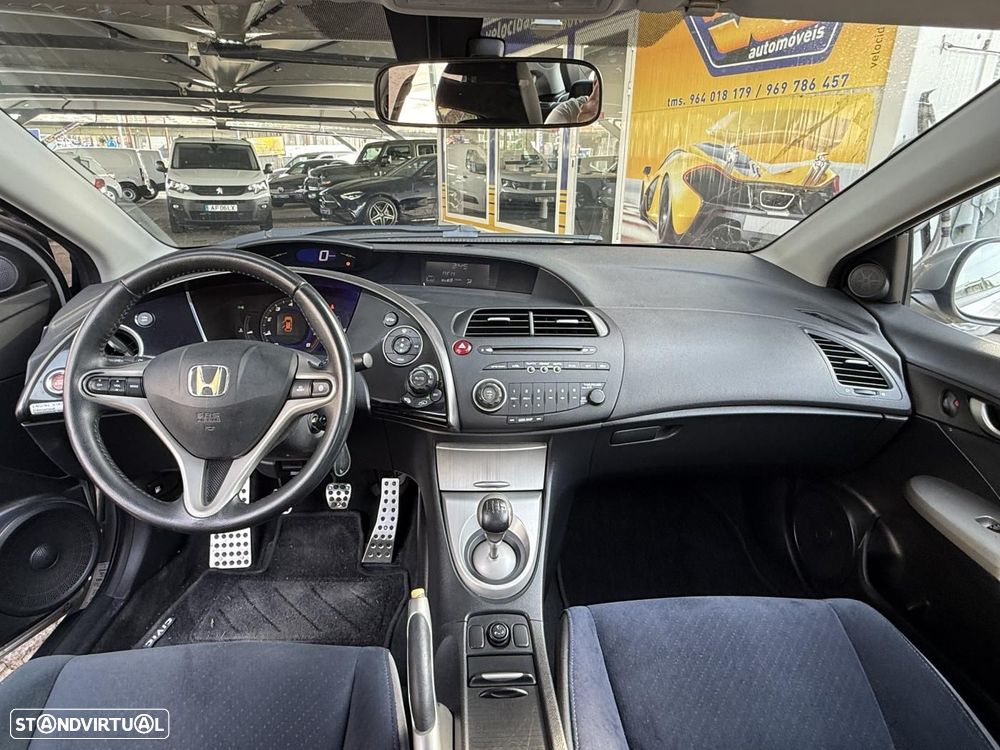 Honda Civic 1.4 Comfort - 21