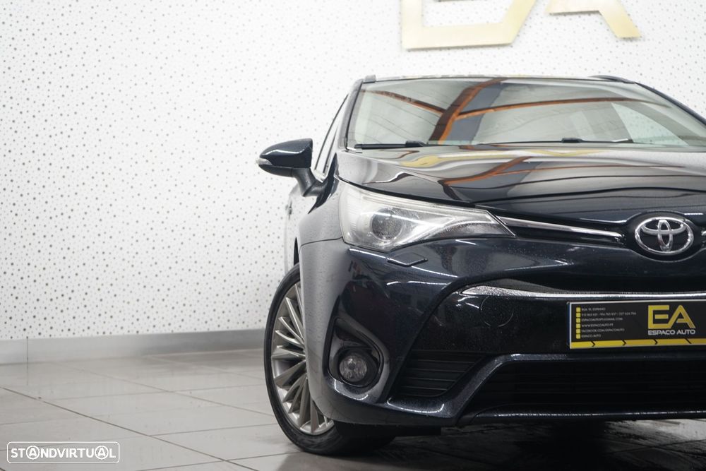 Toyota Avensis Touring Sports 2.0 D-4D Exclusive - 37