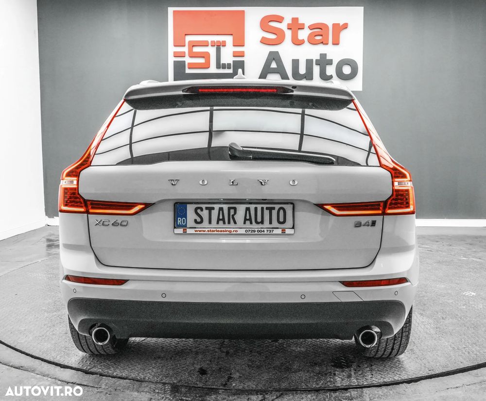 Volvo XC 60 B4 MHEV AT8 AWD Momentum Pro - 5