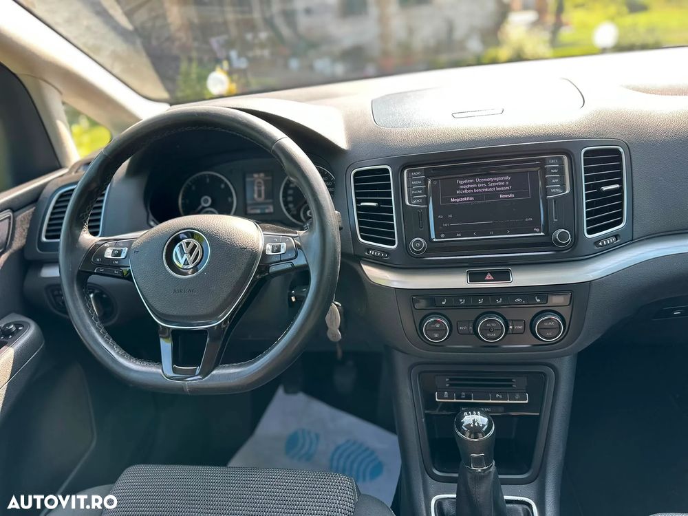 Volkswagen Sharan - 32