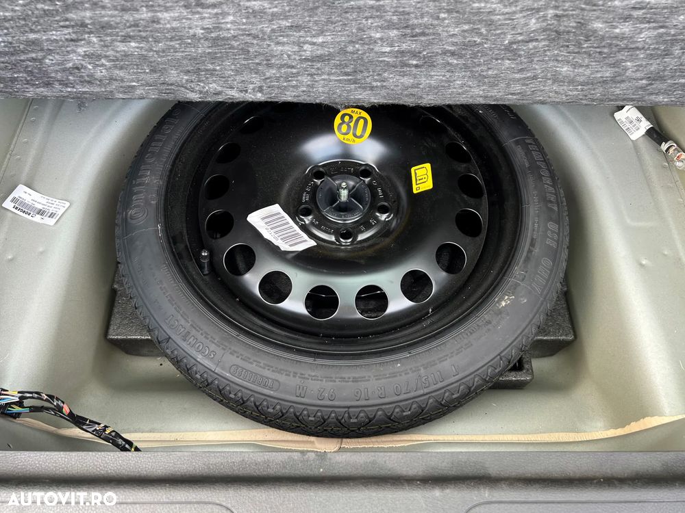 Opel Astra Sport Tourer 1.2L Turbo Start/Stop Business Edition - 14