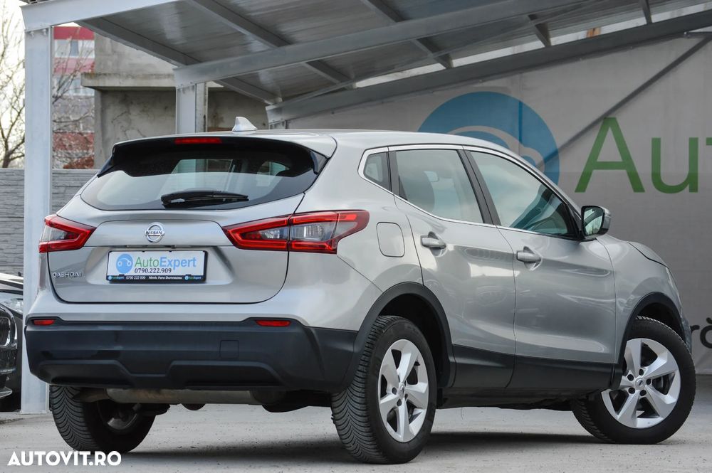 Nissan Qashqai 1.3 DIG-T DCT N-CONNECTA - 17