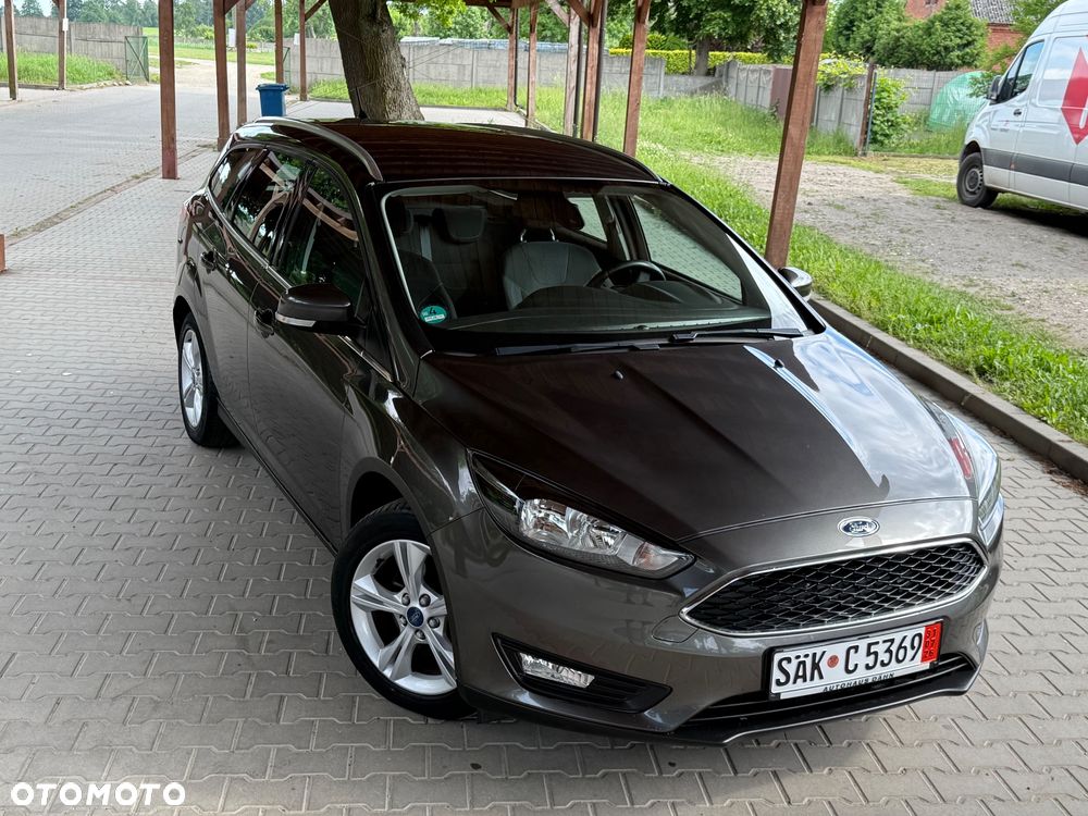Ford Focus 1.0 EcoBoost Titanium - 4