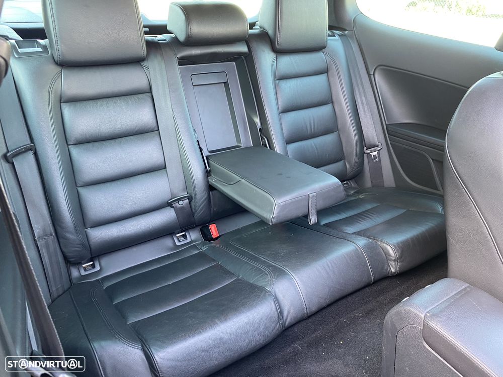 VW Golf 2.0 TSi GTI DSG - 8