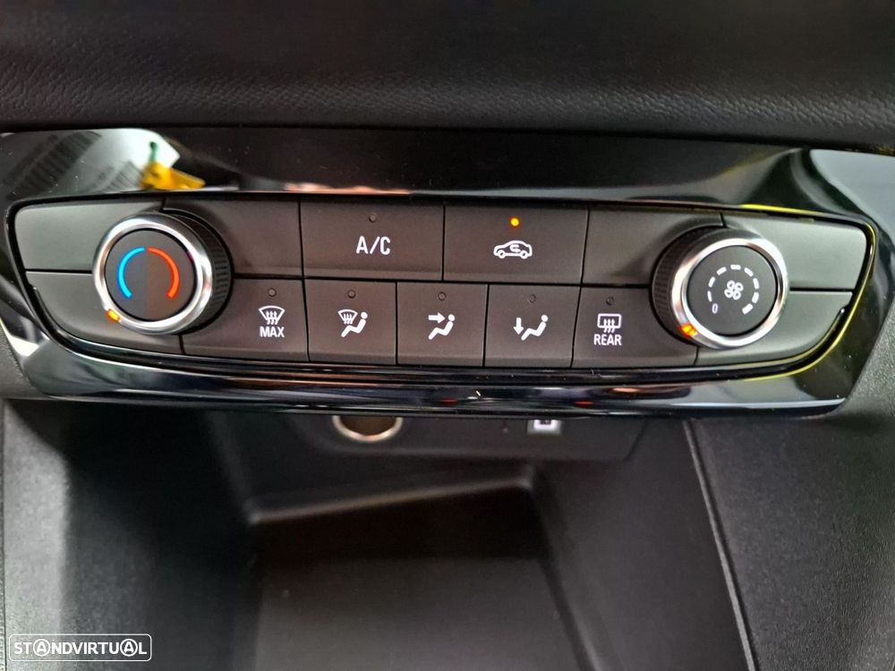 Opel Corsa 1.2 T Edition — fotografia 21