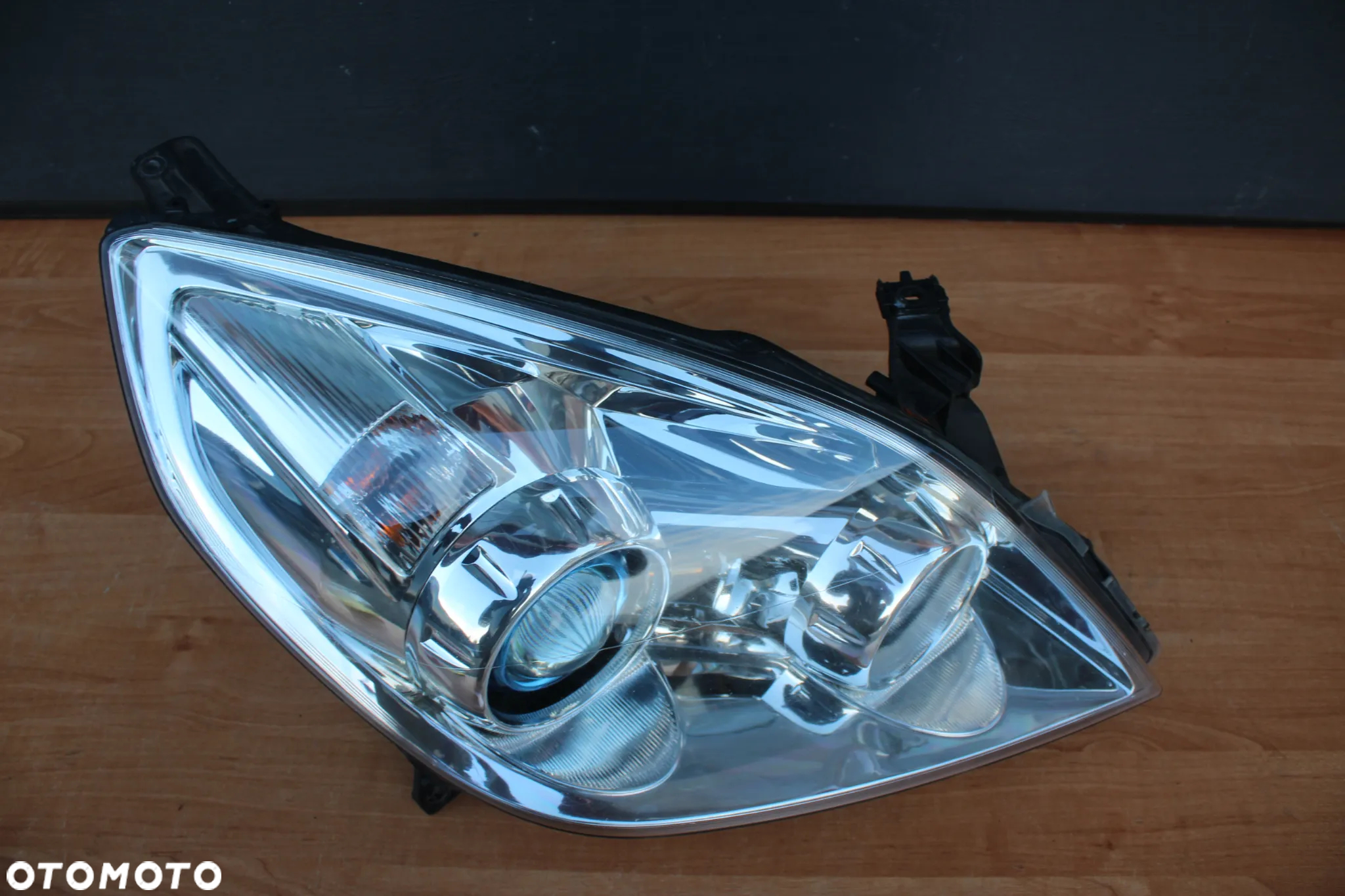 LAMPA PRAWA PRZÓD PRZEDNIA PRAWA JASNA BI-XENON SKRĘTNY OPEL VECTRA C SIGNUM LIFT EUROPA 13170934 IGŁA - 7