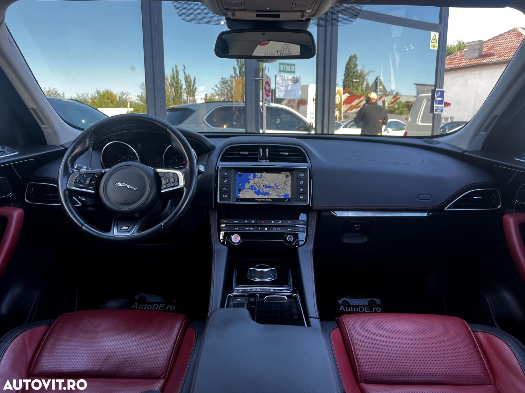 Jaguar F-Pace 20d AWD R-Sport - 7
