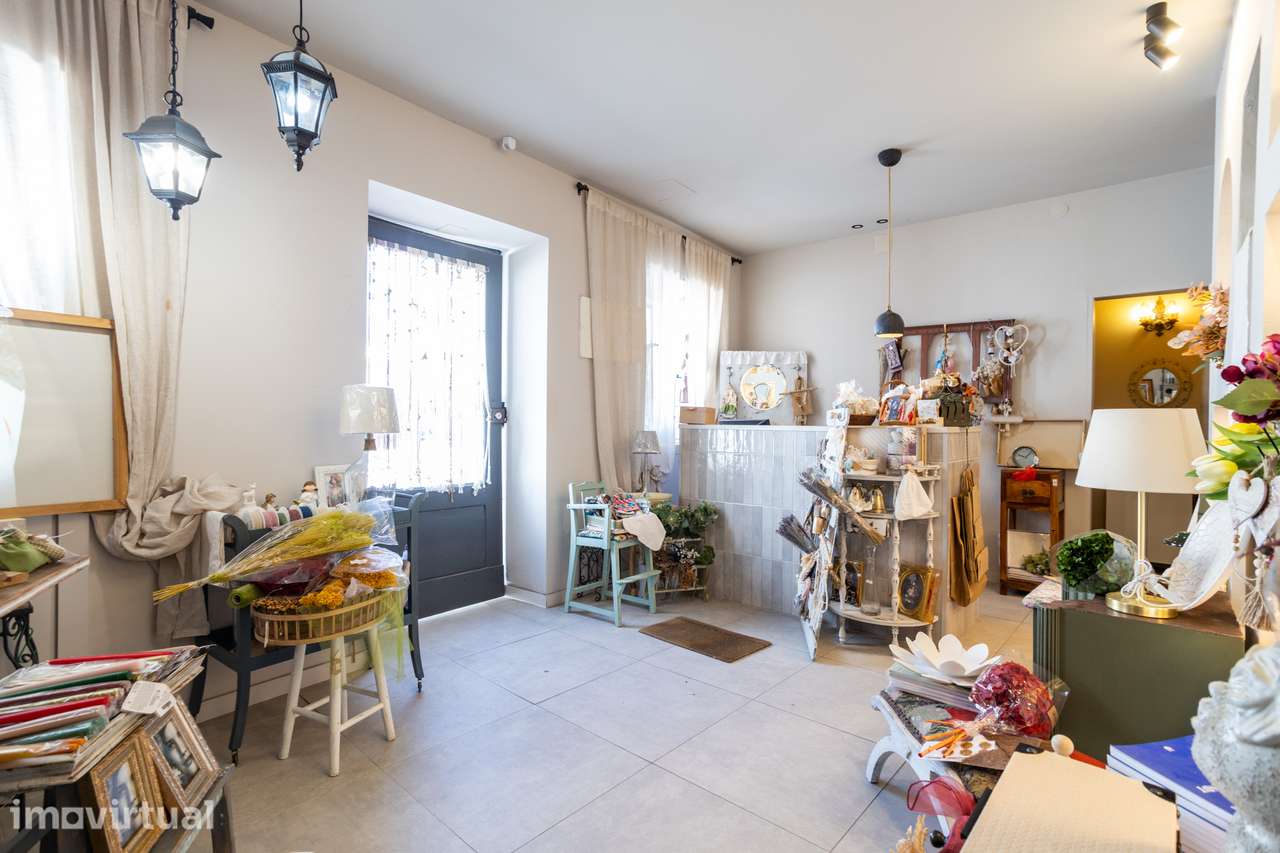 Loja de 52 m² no Coração de Almada – Excelente Visibilidade e Potencia - Grande imagem: 5/14