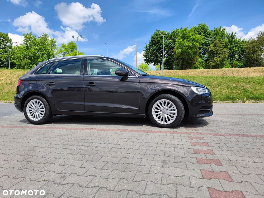 Audi A3 Sportback - 11