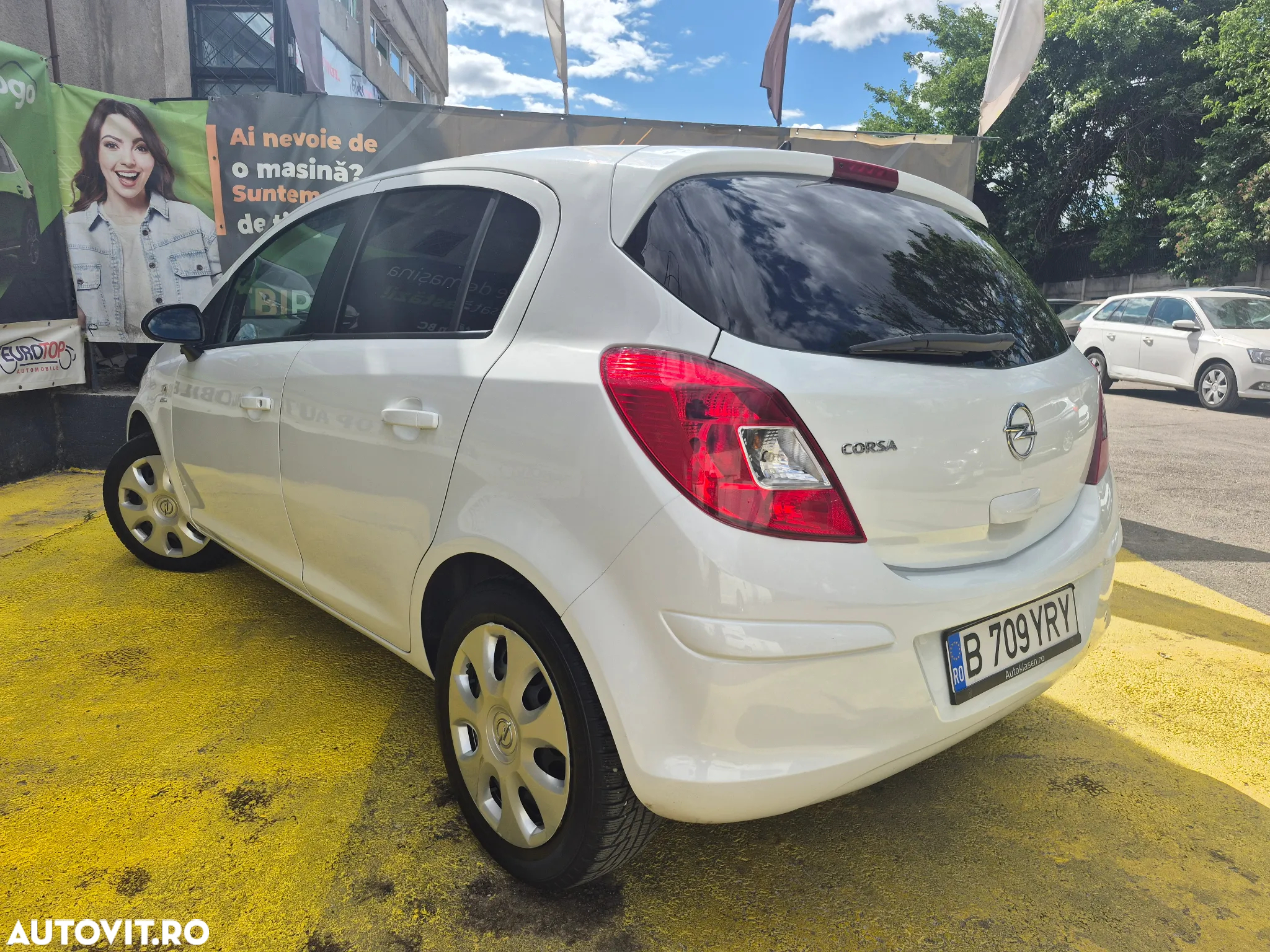 Opel Corsa 1.2 Essentia - 7