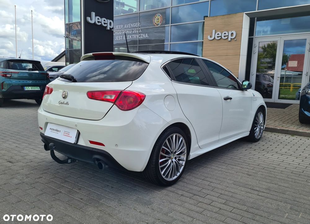 Alfa Romeo Giulietta - 10
