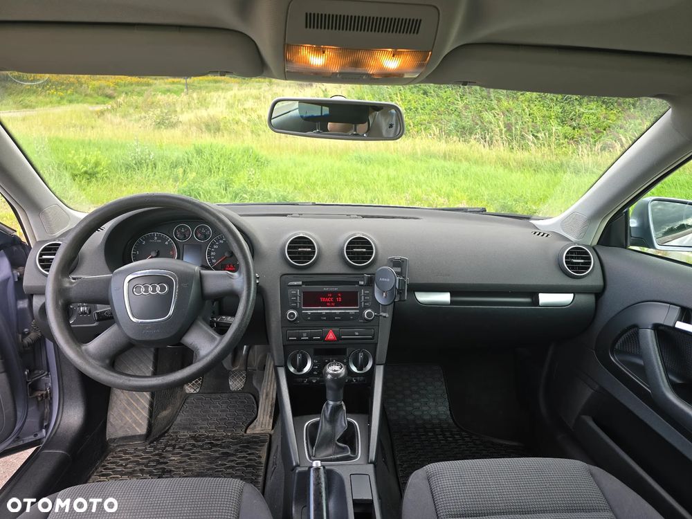 Audi A3 3-drzwiowe 1.9 TDI DPF Ambiente - 7