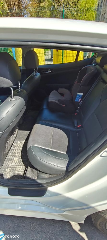 Kia Stinger 2.0 T-GDI XL - 12