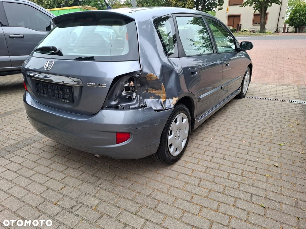 Honda Civic 1.6i ES - 3