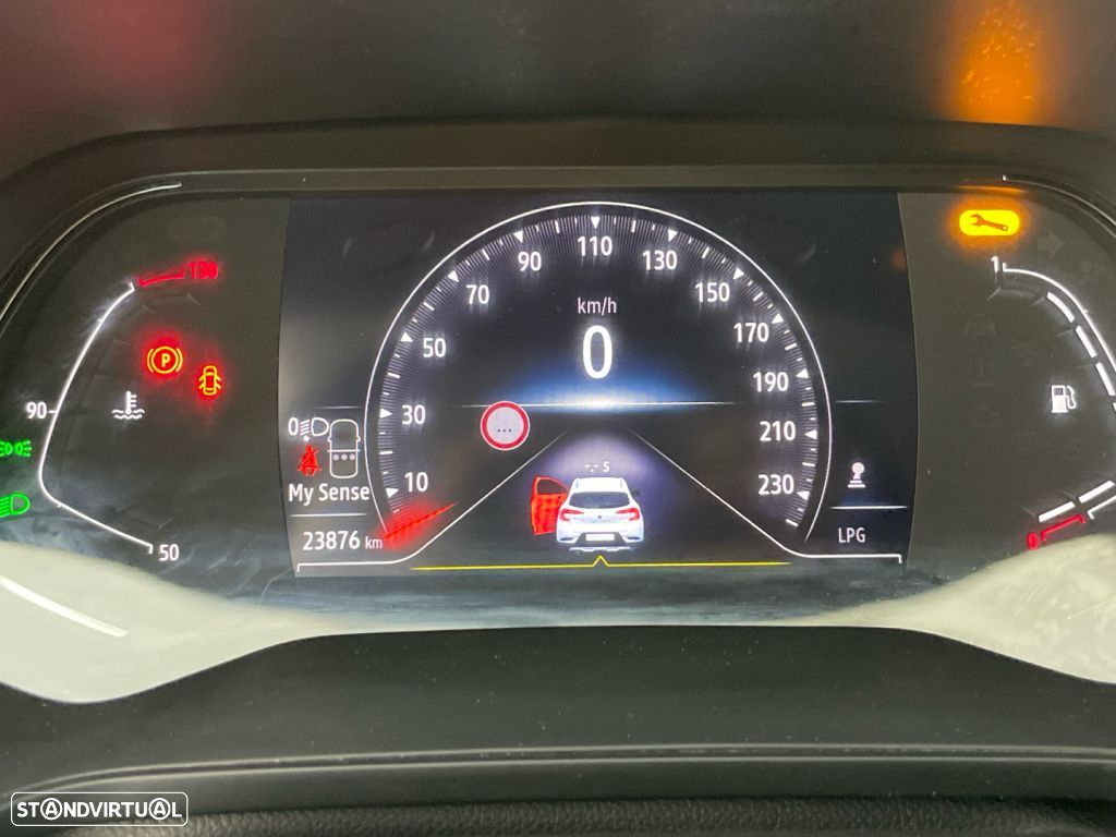 Renault Captur 1.0 TCe Techno Bi-Fuel - 9