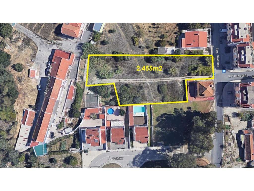 Terreno de 2455m2 com PIP para construção de prédio com 4 apartamen... - Grande imagem: 2/28