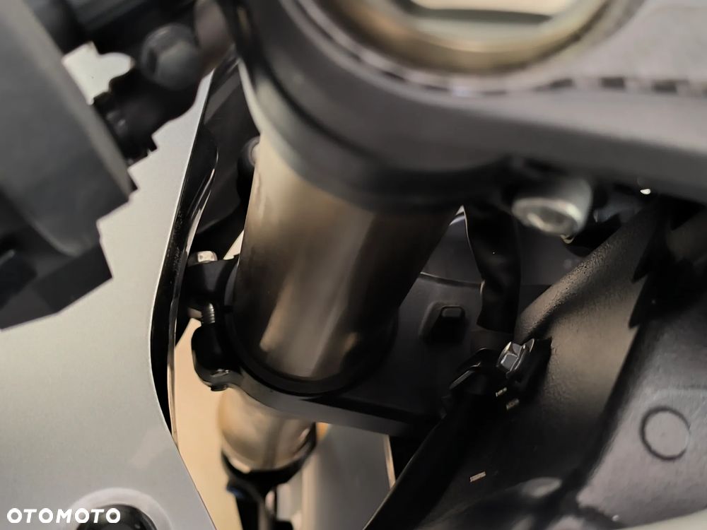 Suzuki GSX-R - 21
