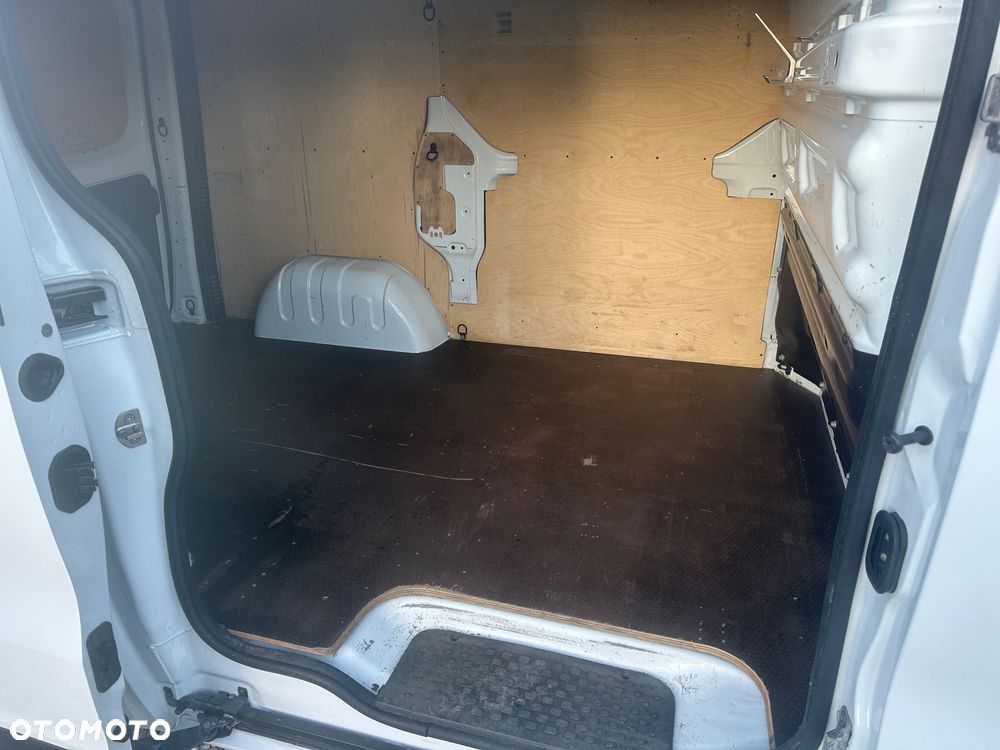 Opel Trafic - 12