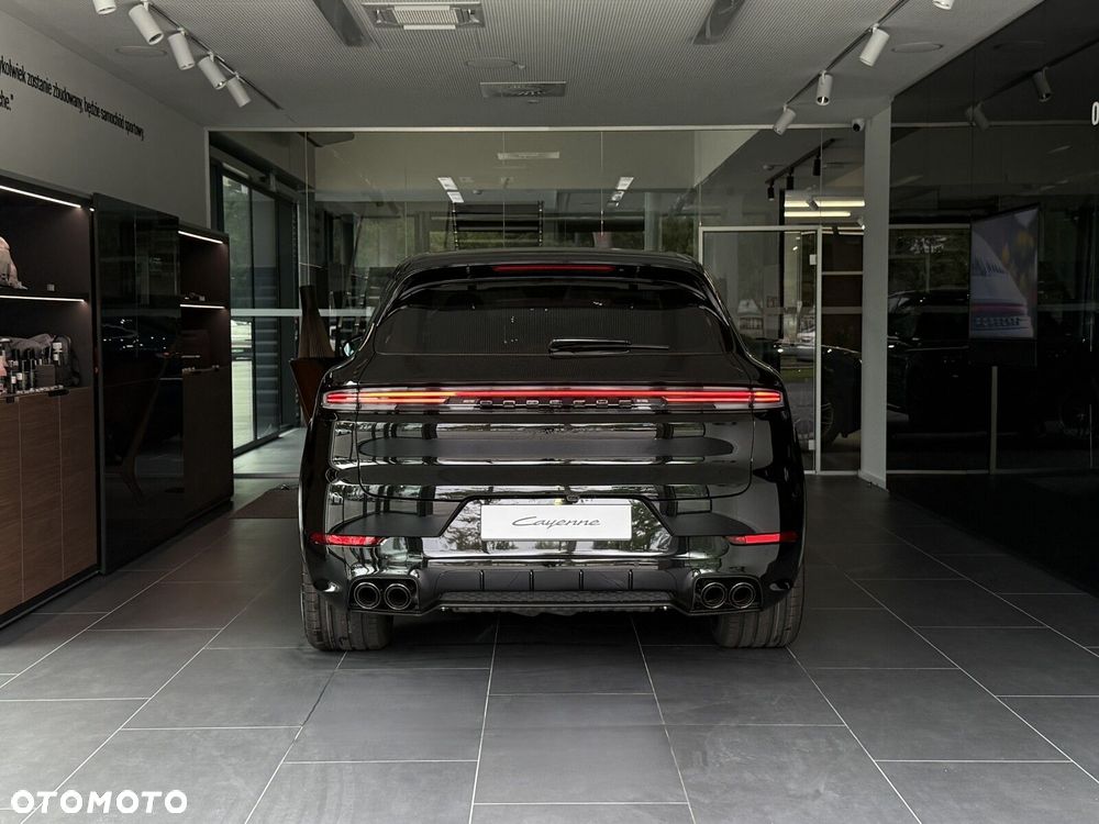 Porsche Cayenne - 6