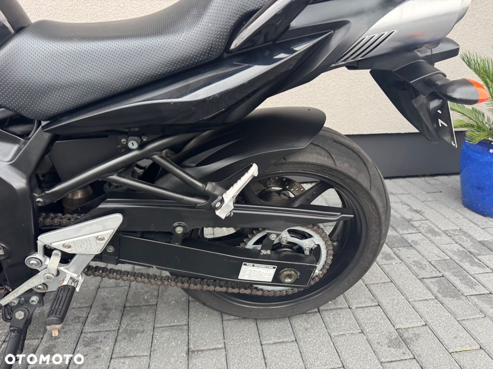 Yamaha FZ6 - 13